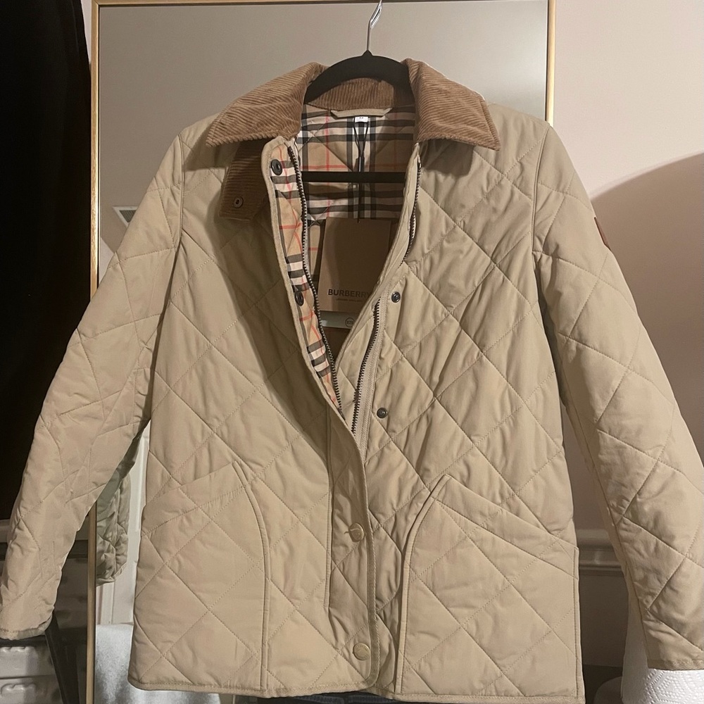 New Burberry Cotswold Thermoregulated Quilted Jacket XS  MSRP $1,150 plus tax
